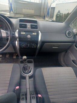 Suzuki SX4 - 13