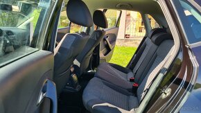 Volkswagen Polo 1.4i Comfortline + zimné - 13