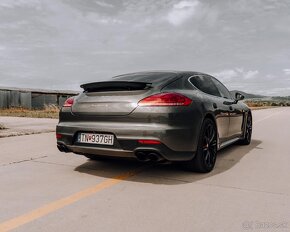 Porsche Panamera, Hybrid, notárska zmluva - 13