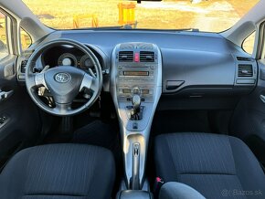 Toyota Auris 1.6i Benzin Automat - 13