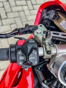 DUCATI PANIGALE V4 2019 - 13