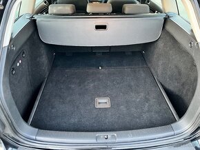 VW Golf VI 2.0TDi 103 kW 2010 Variant - 13