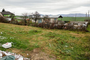 Ponúkam na predaj stavebný pozemok Veľké Bedzany 625 m2 - 13