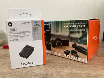 Sony ZV e-10 + doplnky na videotvorbu - 13