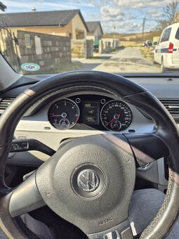 Volkswagen passat 2,0 tdi CR - 13