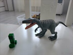 Dinosaury Jurský svet a Kriedovy kemp - 13