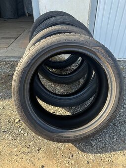 Predam pneu:245/40 R18 93Y FR - 13