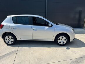 Dacia Sandero  Artica. - 13