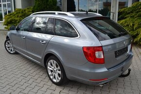 ŠKODA SUPERB COMBI II 2.0 TDI ELEGANCE, NAVI, ŤAŽNÉ, XENÓNY - 13