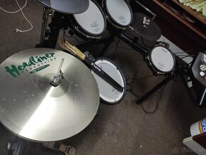 Komplet sada Roland TD-6 - V-drums cena 850 eur. - 13