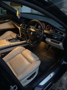 BMW 740D M Sport - 13