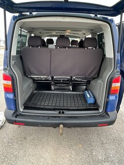 Volkswagen Caravelle - 13