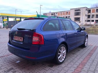  Škoda Octavia combi 2,0 Tdi DSG 80000km - 13