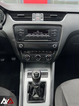 Škoda Octavia 1.6 TDI Elegance, Keyless - 13