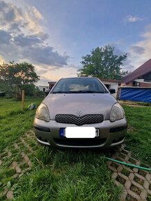 Predám Toyotu Yaris 1.0 - 13