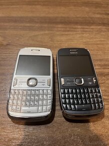 Nokia Asha 302 - 13