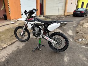 Yamaha YZ450F - 13