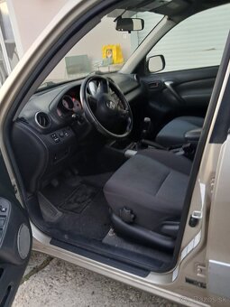 TOYOTA RAV4 BENZIN MANUAL 12/2004 - 13