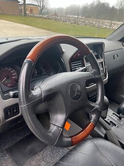 Mitsubishi Pajero 3 3.2 GLS = SuperSelect, Bez korozie = - 13