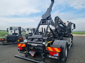 MAN TGM NOSIČ KONTEJNERU + RUKA HIAB - 13