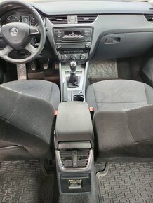 Škoda Octavia Combi 1.6 TDI 4x4 Ambition - 13