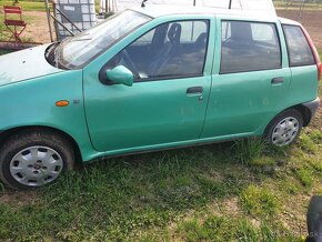 Fiat punto 1 a 2 diely nie v celku - 13