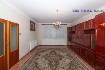 Predaj 6izb RD 263m2. Oplotený pozemok 1227m2. Predajom voľn - 13