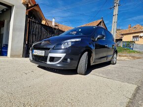 Renault Scenic - 13