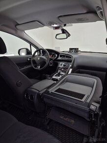 Peugeot 3008 Hybrid4 2.0 hdi TOP STAV - 13