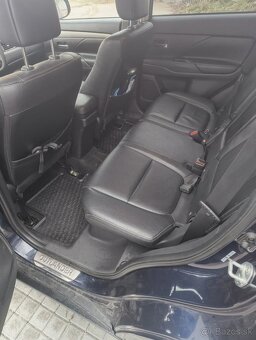 Mitsubishi Outlander 4x4 2,2 diesel automat - 13