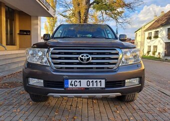 Toyota Land Cruiser 4,5 D4-D Lux REZERVE nafta automat - 13