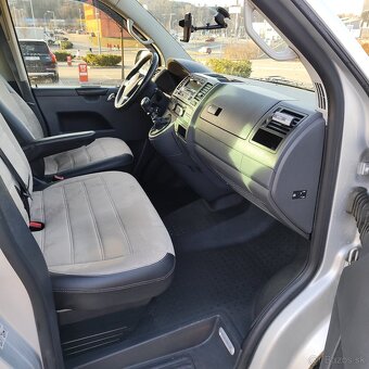 VW Caravelle T5 Comfortline, 103 kW, manuál - 13