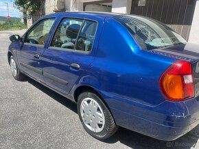 Renault Clio Thalia - 13