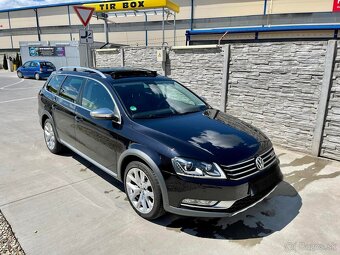 Predám VW Passat alltrack 4x4 DSG - 13