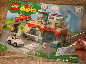 Predám Lego DUPLO 10948 - Garáž a autoumyváreň - 13