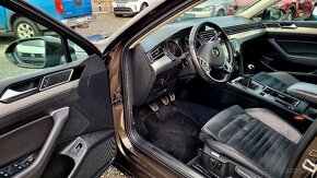 Volkswagen Passat Variant 2.0 TDI BMT Highline - 13