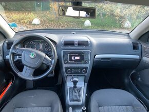 Škoda Octavia Combi 1.6 TDI CR DPF Elegance DSG - 13