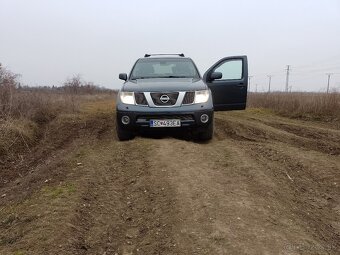 Nissan Pathfinder 2.5dci 126kW RV 2006 - 13