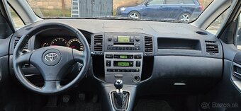 Toyota Corolla Verso na nahradne diely - 13