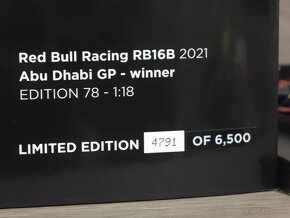 Max Verstappen (RB16B) 1:18 VC Abu-Dhabi 2021 - 13