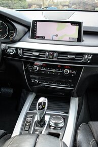 BMW X5 X-drive 40d A/T - 13