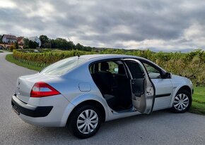 Renault Megane 1.4 16V 72KW/98PS R.V.04/2005 - 13