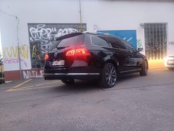 Volkswagen Passat 3.6 V6 4Motion - 13