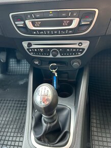 Renault Fluence 1.5dci 78kw - 1. Majiteľ - 13