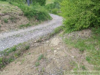 Pozemok v prírodnom prostredí s výhľadom nad obcou Zubák n - 13