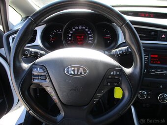 KIA CEED 1,4CRDi 66kW Comfort CZ auto 11/2018 DPH - 13