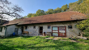 RODINNÝ DOM, STODOLA a PRIESTRANNÝ POZEMOK 15km od MYJAVY - 13