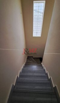 Stavba 122 m2 a drevená chata, pozemok 2.600 m2, Levice (SM- - 13