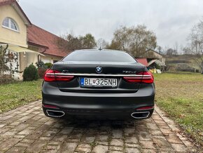 BMW 750ld xdrive - 13