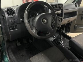 Suzuki Jimny 1.3 - 13